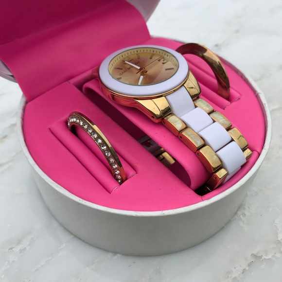ISAAC MIZRAHI LIVE! — White & Gold Ceramic Watch - Picture 2 of 7